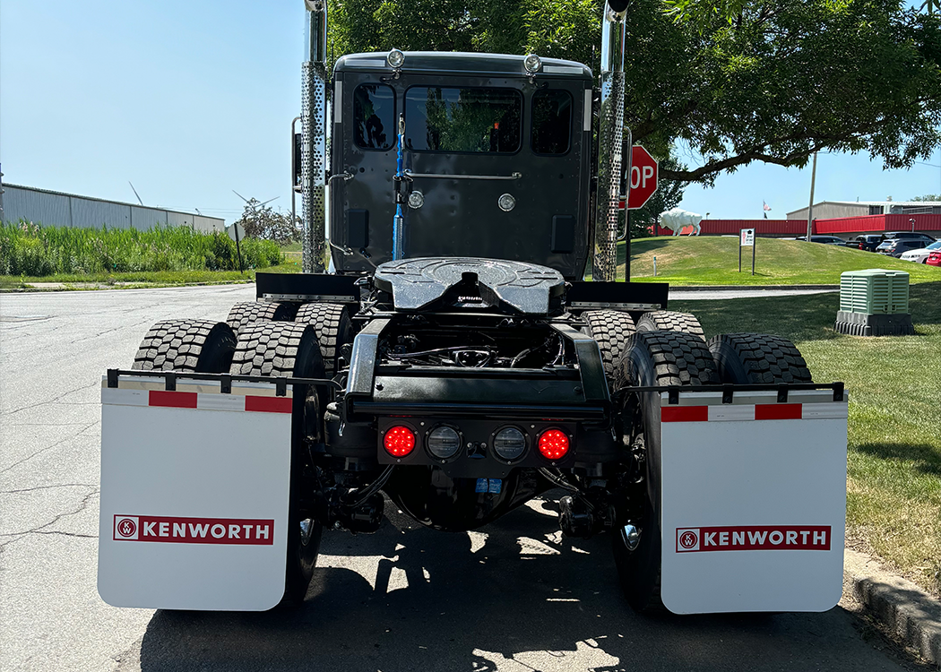 Kenworth T880