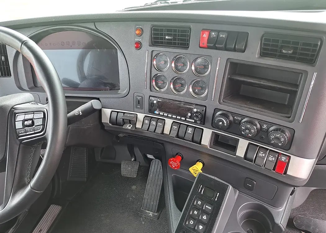 223248i