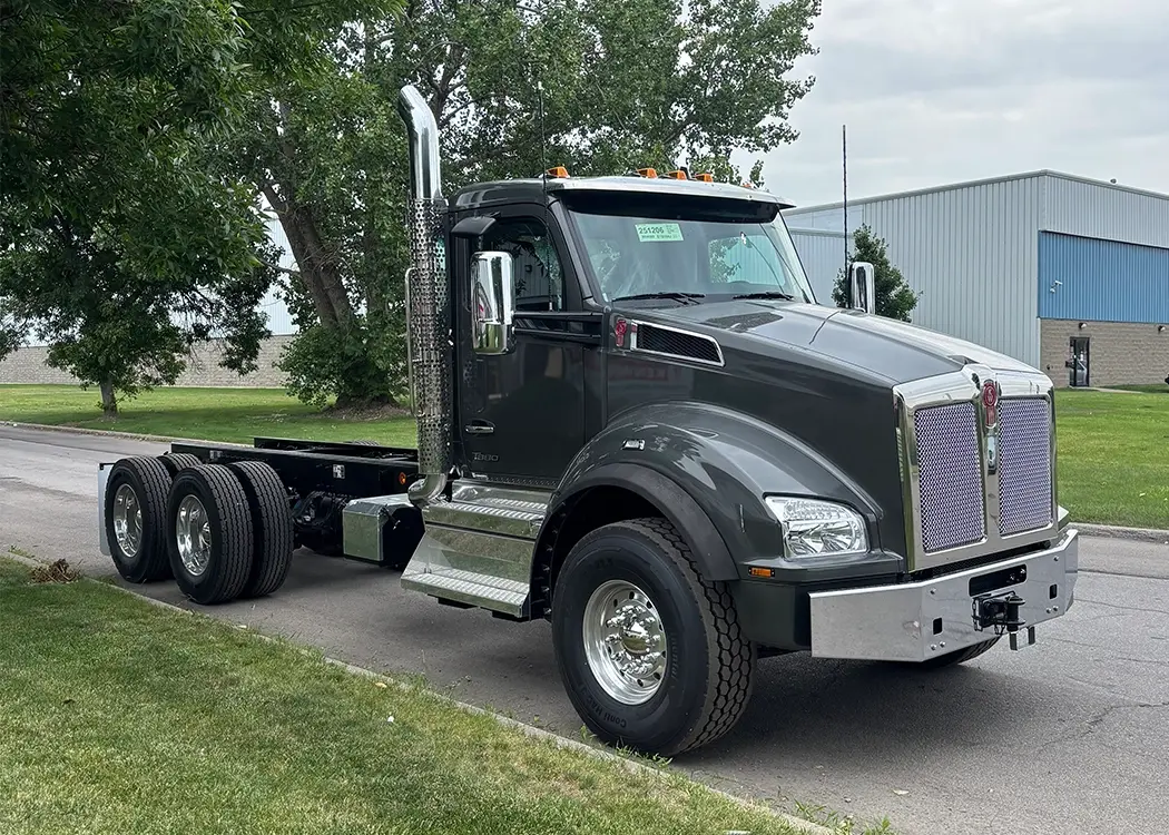 T880